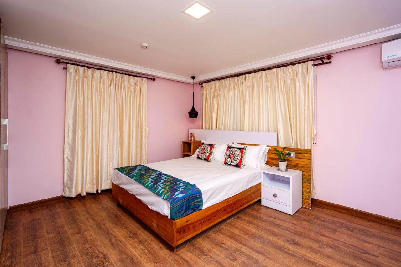 Lalitpur Stilly Inn מראה חיצוני תמונה